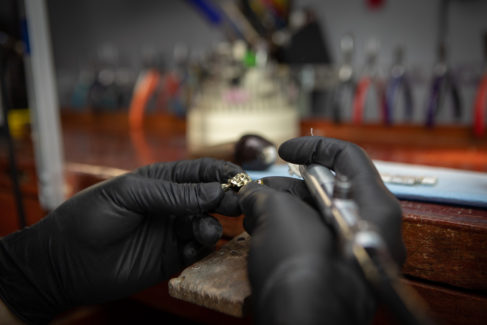 jewelry repair in Montreal gold